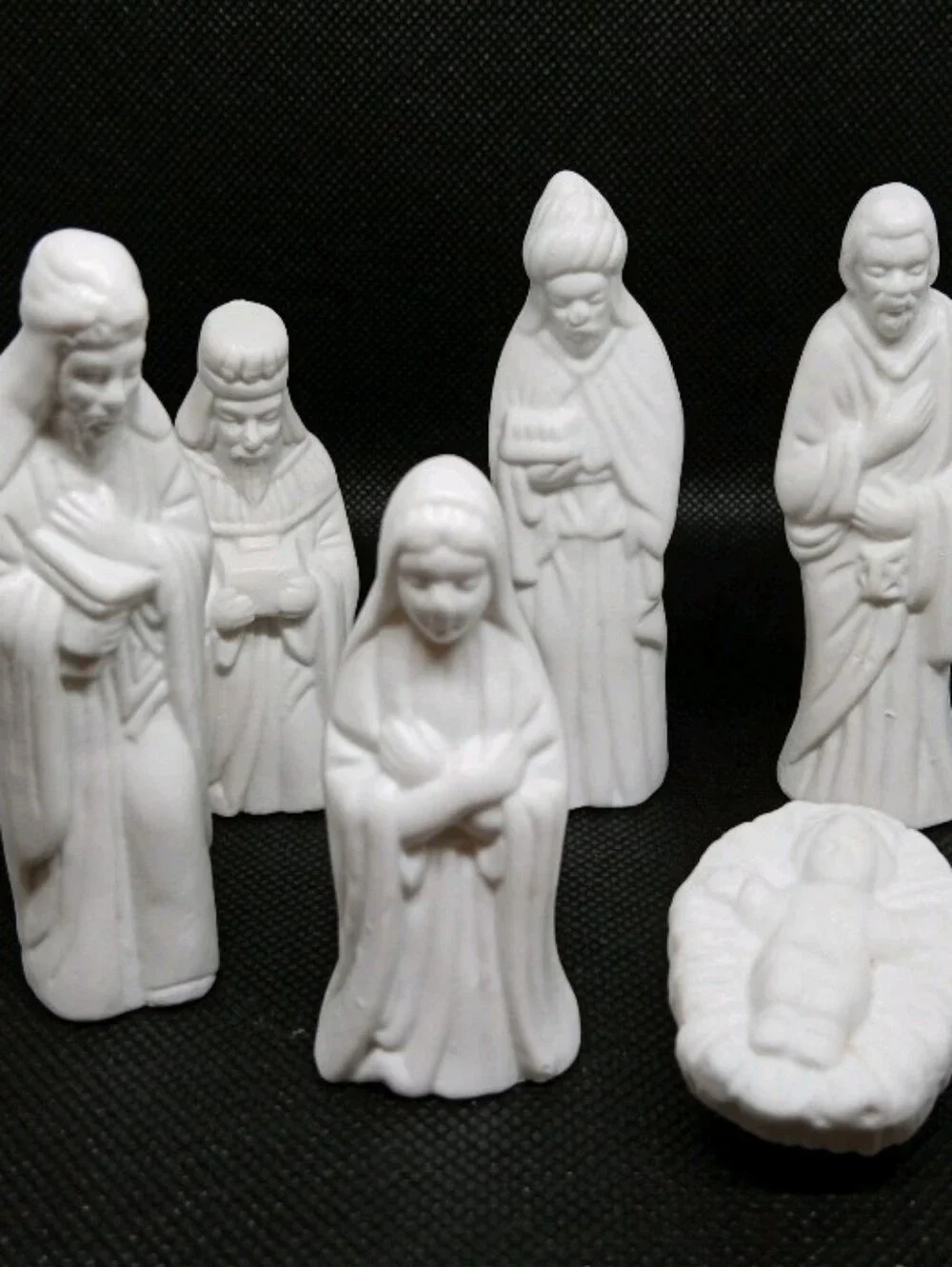 Vintage 1994 Art Mark White Ceramic Porcelain 6 Pc Nativity Set. New In Box.